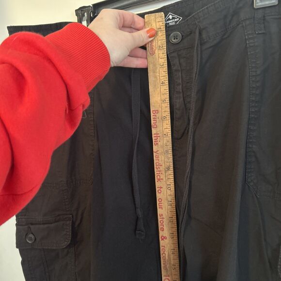 Lot of 2 St Johns Bay Women 24W Blue & Black  Capri MidRise Adj Drawstrings - Picture 4 of 14